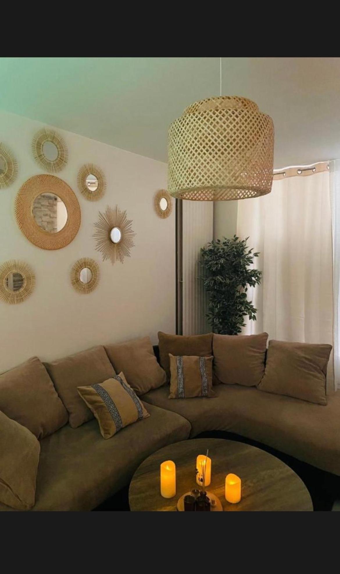 By Neptune - Rustique Jacuzzi Apartment